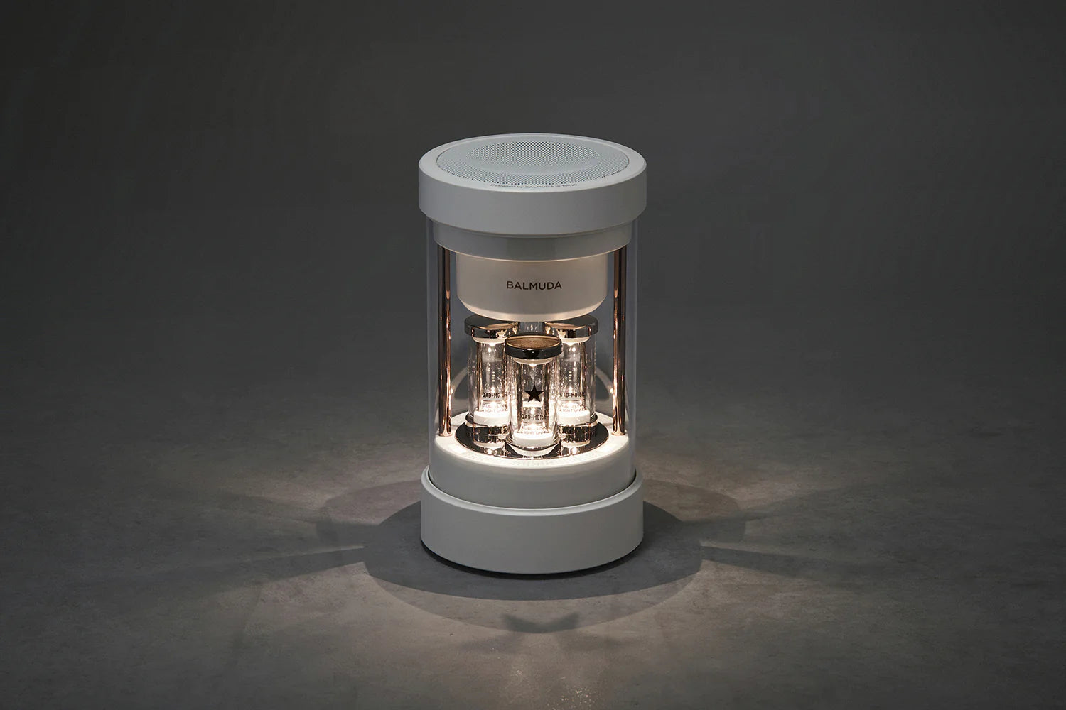 BALMUDA 無線揚聲器 M01D-WH