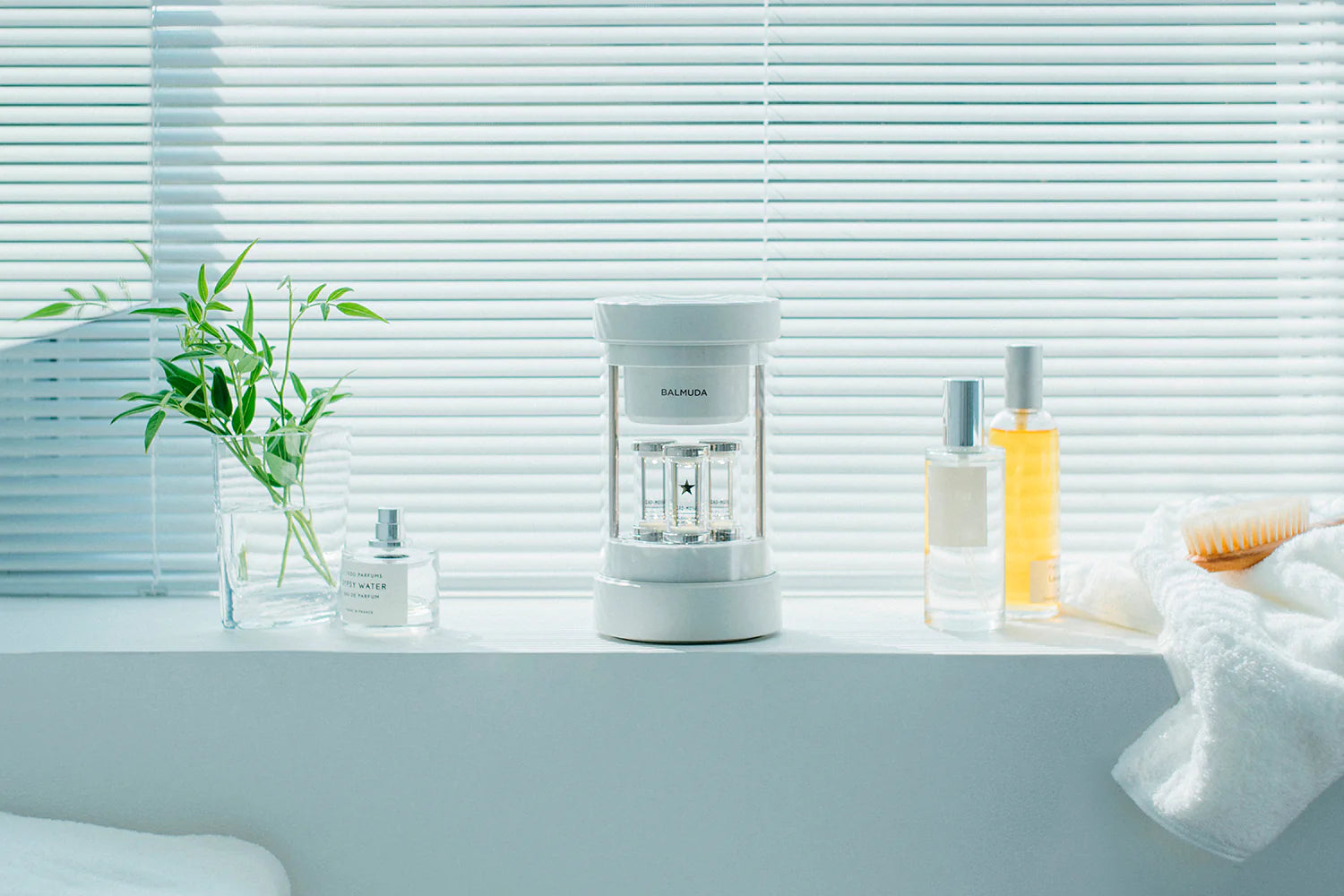 BALMUDA 無線揚聲器 M01D-WH