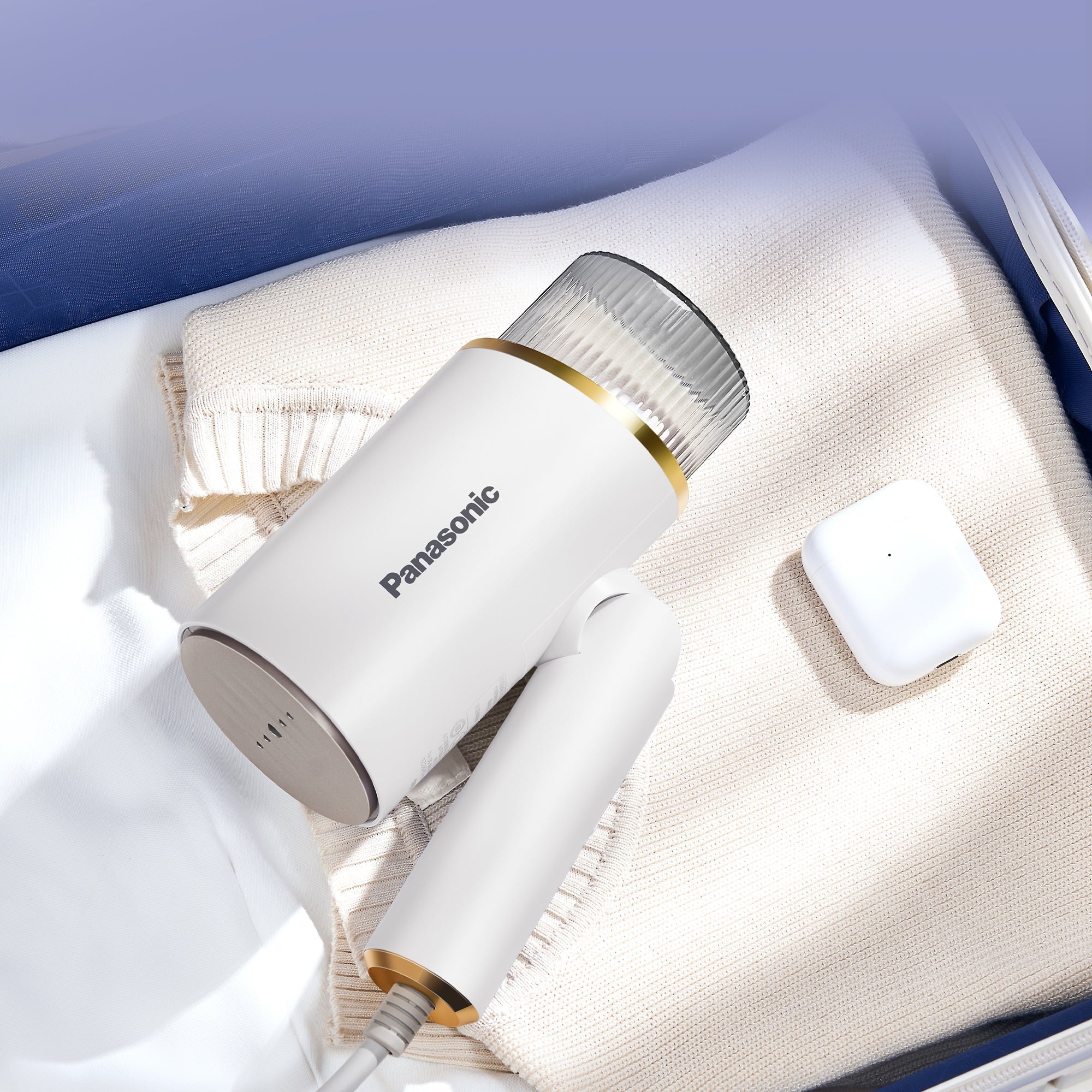 Panasonic 可摺疊蒸氣掛熨機｜NI-GHF025 (1570W)