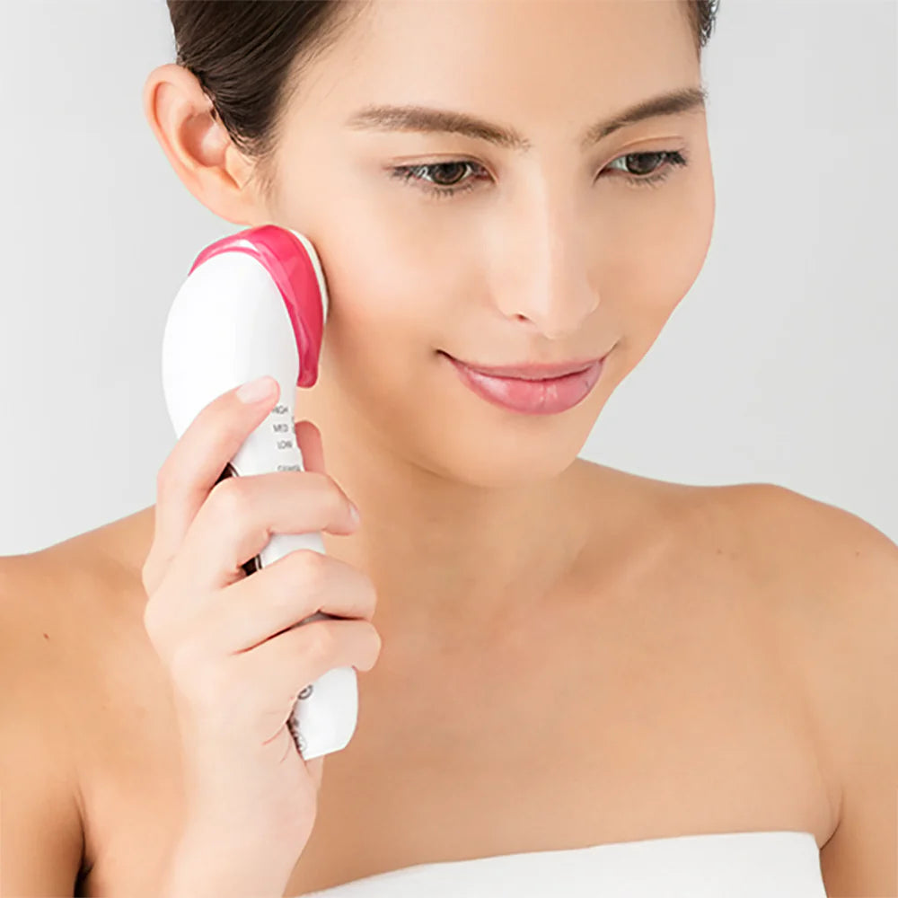 Panasonic 溫感離子美顏器｜EH-ST63